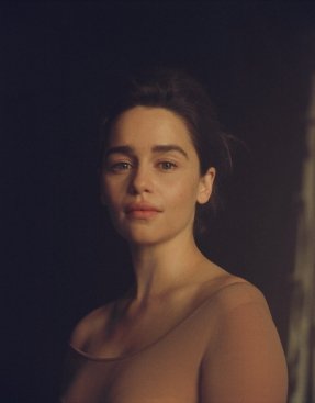 emilia clarke photo