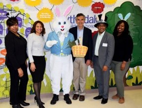 Image for news article  Westchester County Legislator and the Easter Bunny Spread Cheer at Blythedale